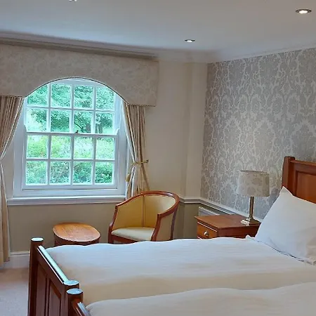 Rose In Vale Hotel 4*